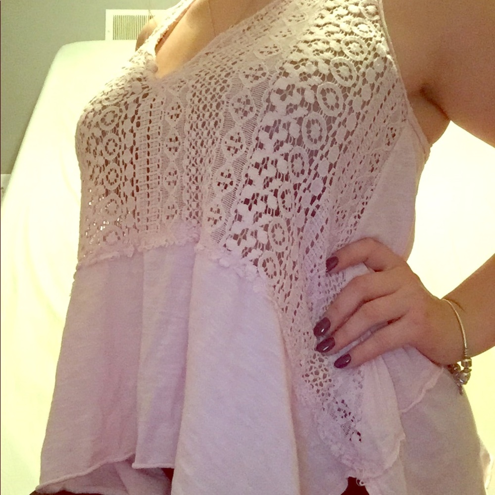 Hollister pink tank top with lace
